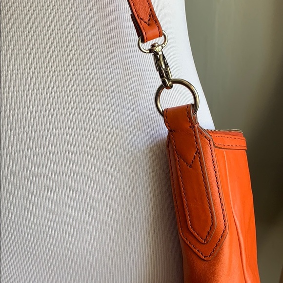 Fossil Handbags - Fossil leather purse